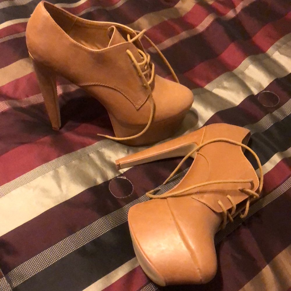 Boot heels